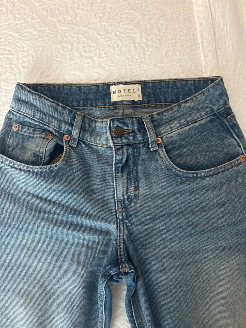 Motel Rocks Low Rise Parallel Jeans in Powder Blue - Picture 7 of 10